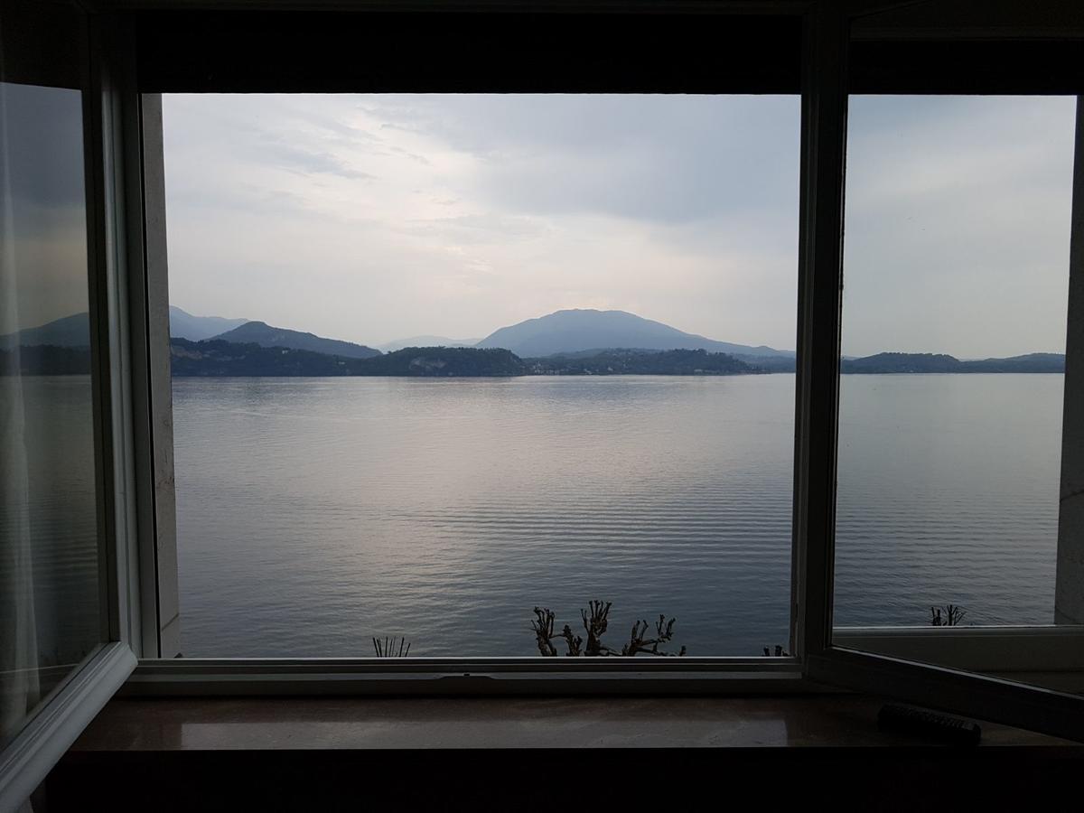 Bmp Apartment Gioiosa 1 Terrazza Vista Lago Belgirate Buitenkant foto